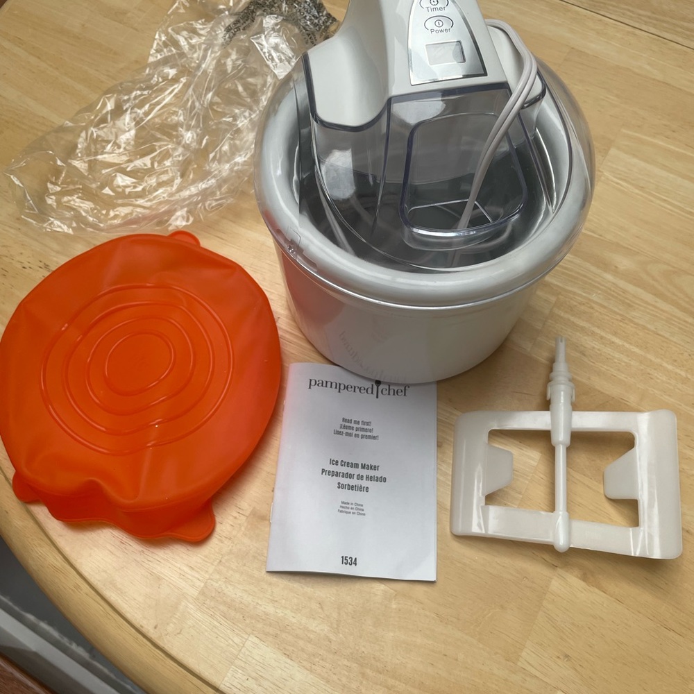 Pampered Chef Ice Cream Maker with Orange Lid